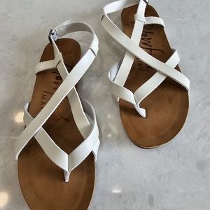 Blowfish sandal size 7
